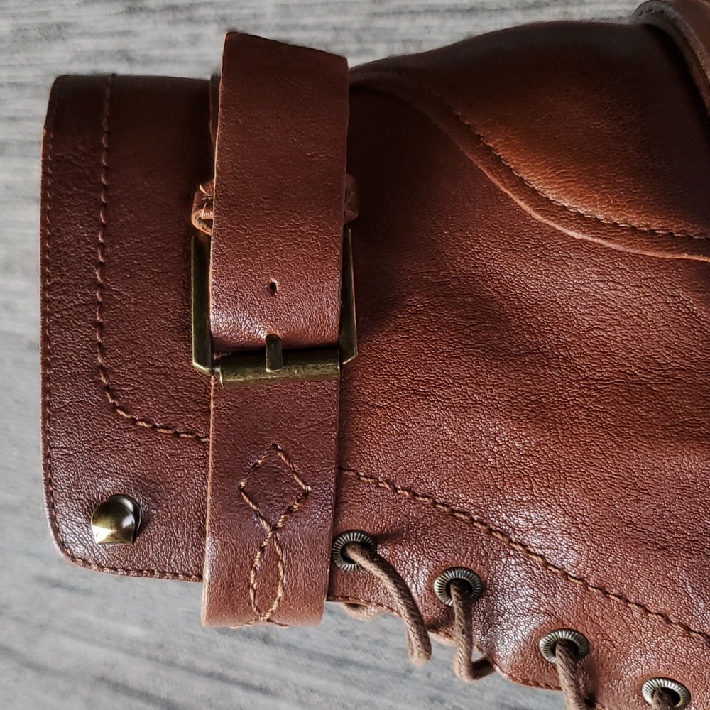 Zodiac Leather Boots - Picture 5 of 6
